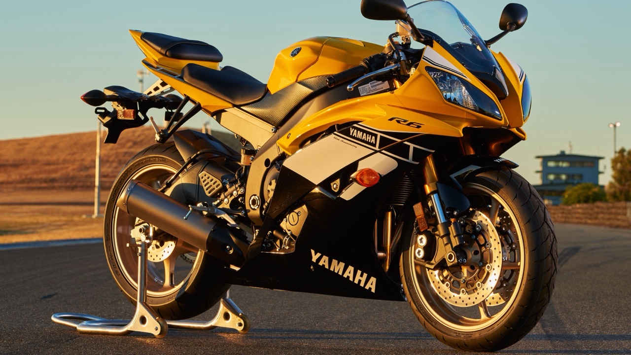 2016 YZF-R6