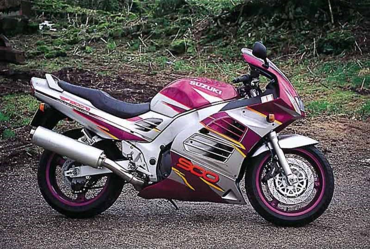 Suzuki RF600R / RF900R