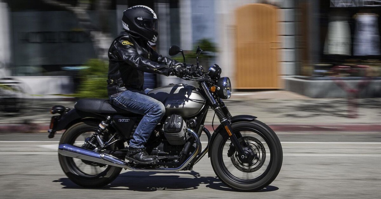 2016 V7 II Stone