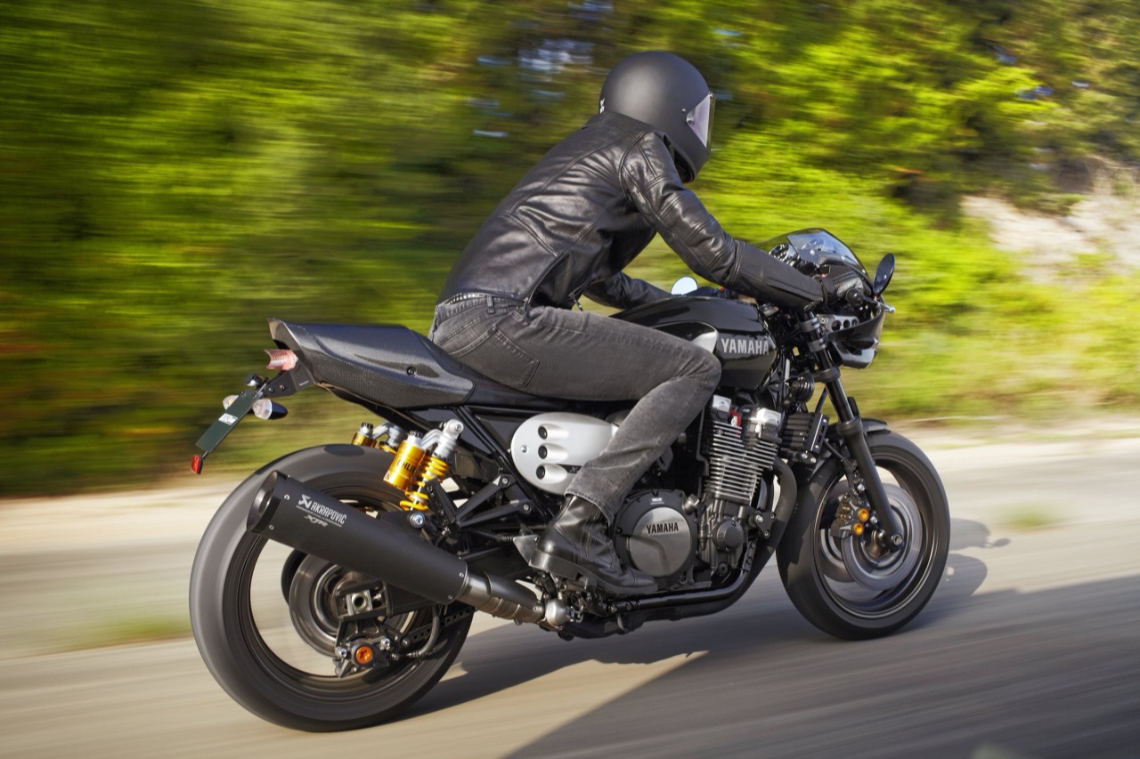 2016 XJR1300 Racer