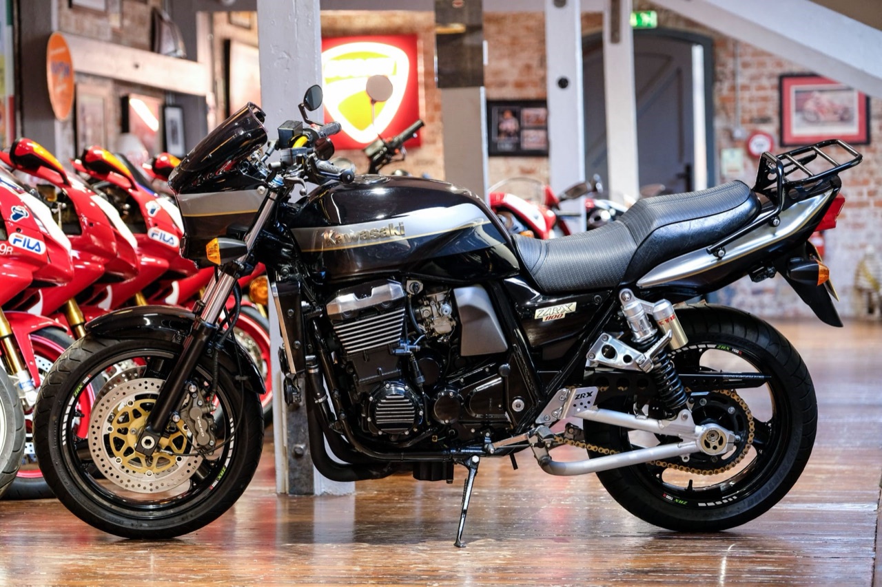 1996 ZRX1100