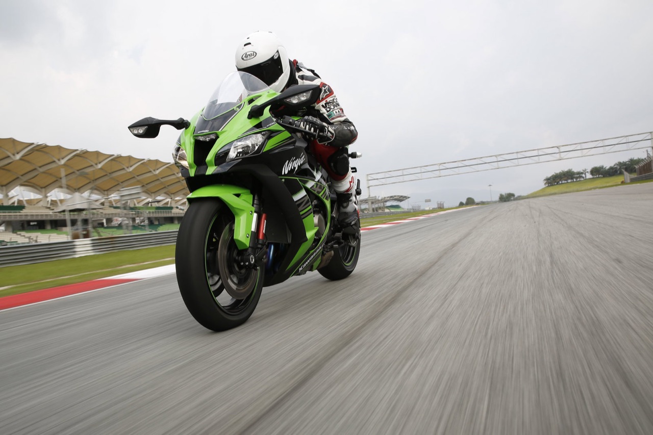 2016 ZX-10R